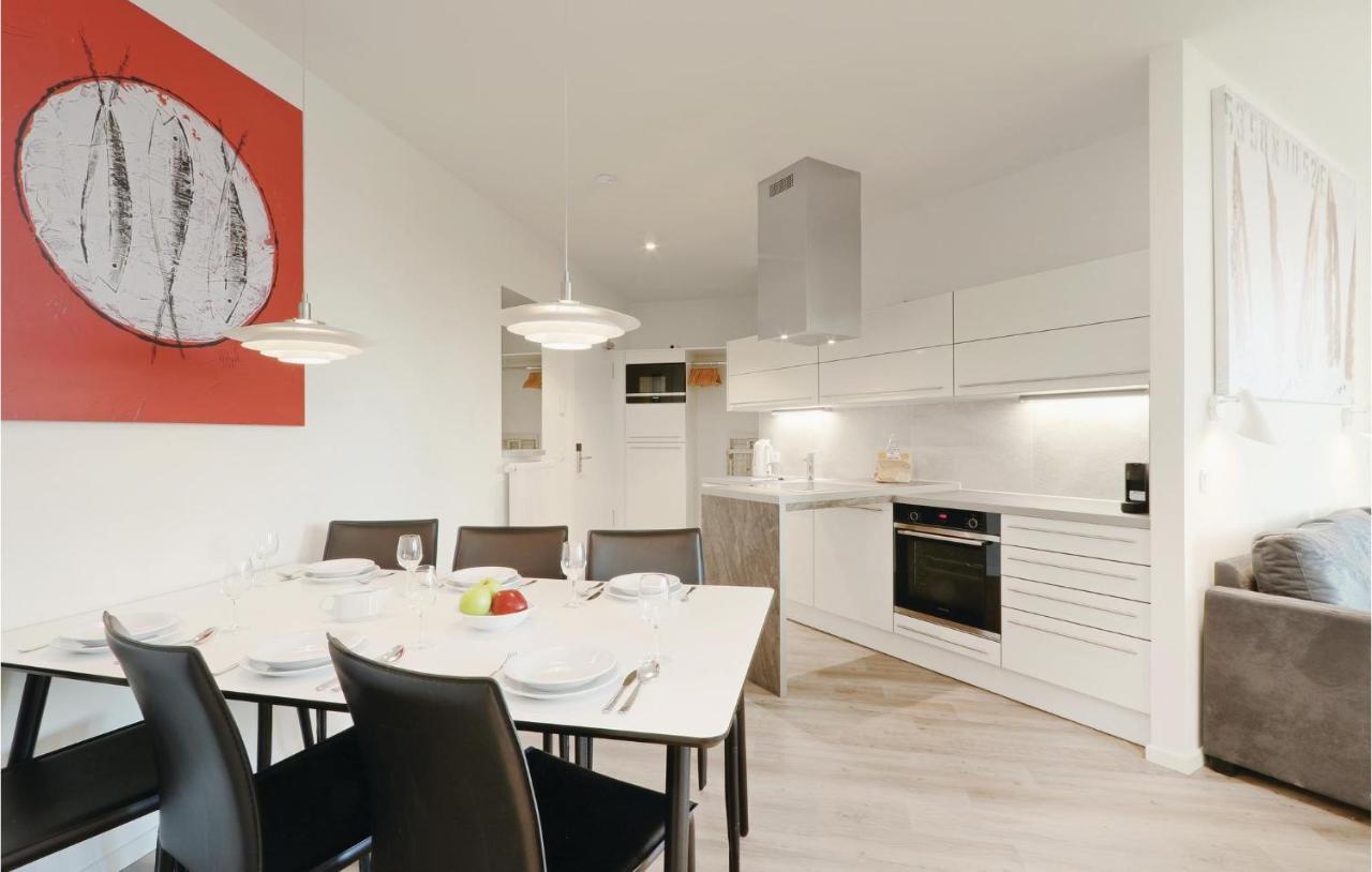 Cozy Apartment In Luebeck Travemuende With Sauna Ngoại thất bức ảnh