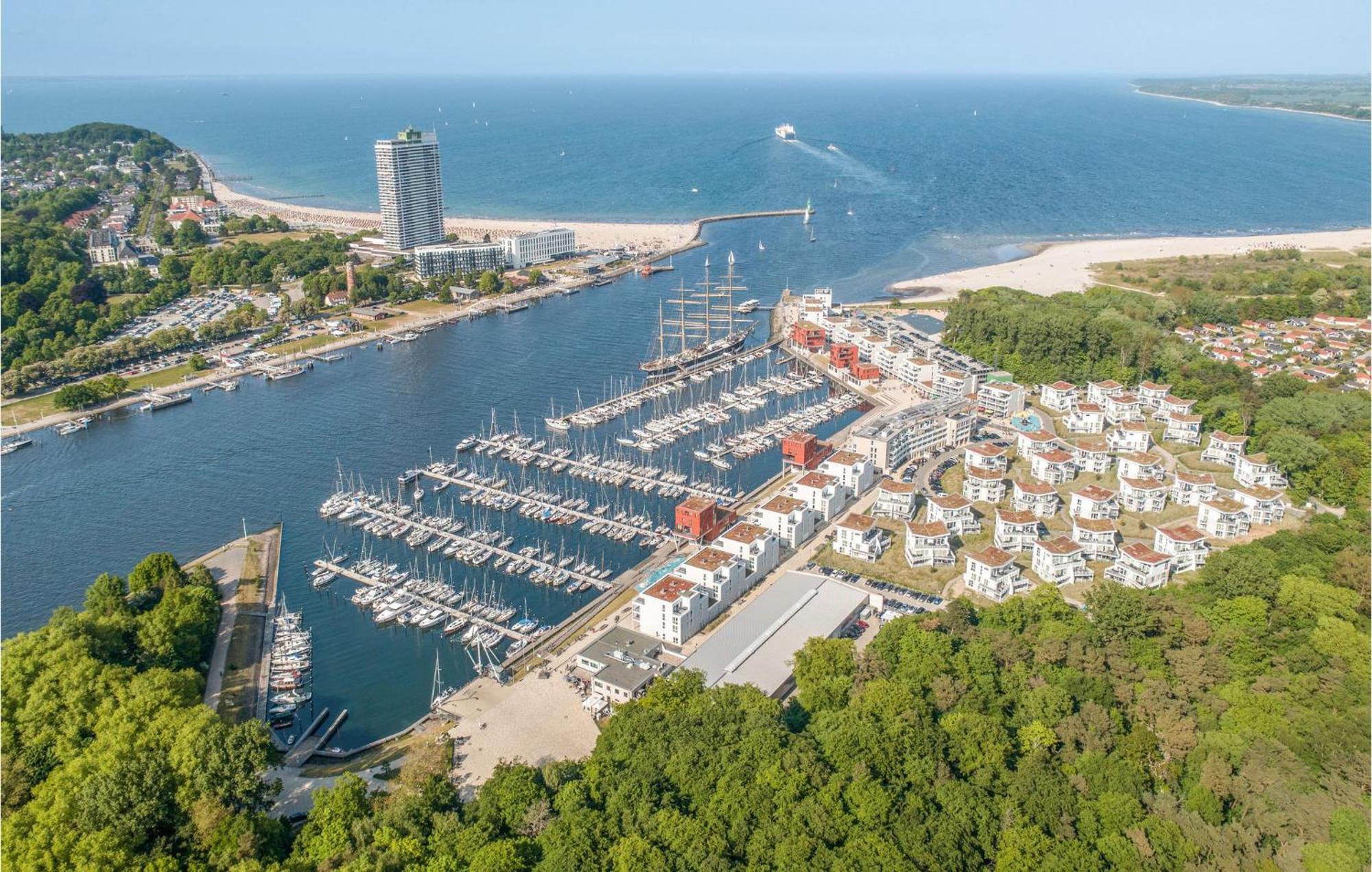 Cozy Apartment In Luebeck Travemuende With Sauna Ngoại thất bức ảnh